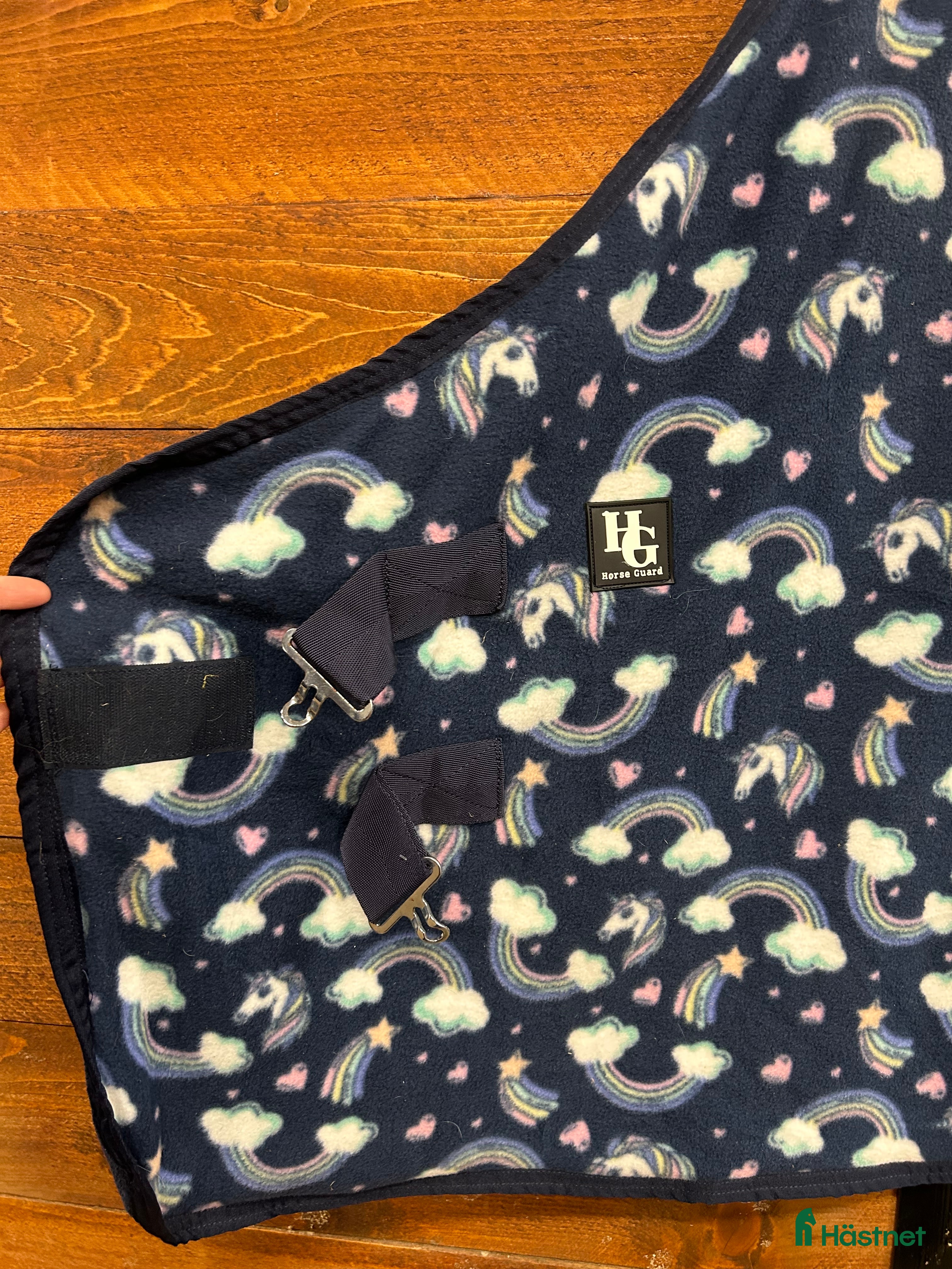 Täcken hästutrustning till salu: Fleecetäcke - Annons 1