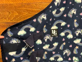 Täcken hästutrustning till salu: Fleecetäcke - Annons 1