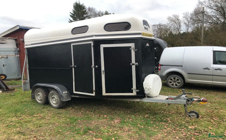 Hästtransporter  fordon & transport till salu: Mycket välvårdads släp i Vara - Annons 7