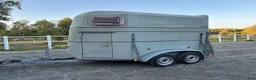 Hästtransporter  fordon & transport till salu: Böckmann hästtransport i Järna - Annons 1