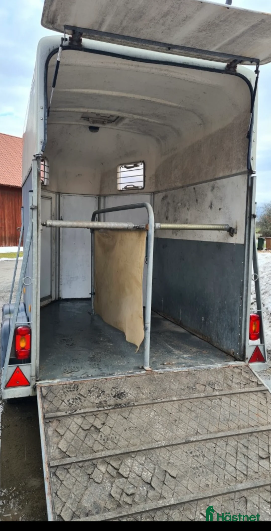 Hästtransporter  fordon & transport till salu: Henra hästtransport  i Eskilstuna - Annons 4