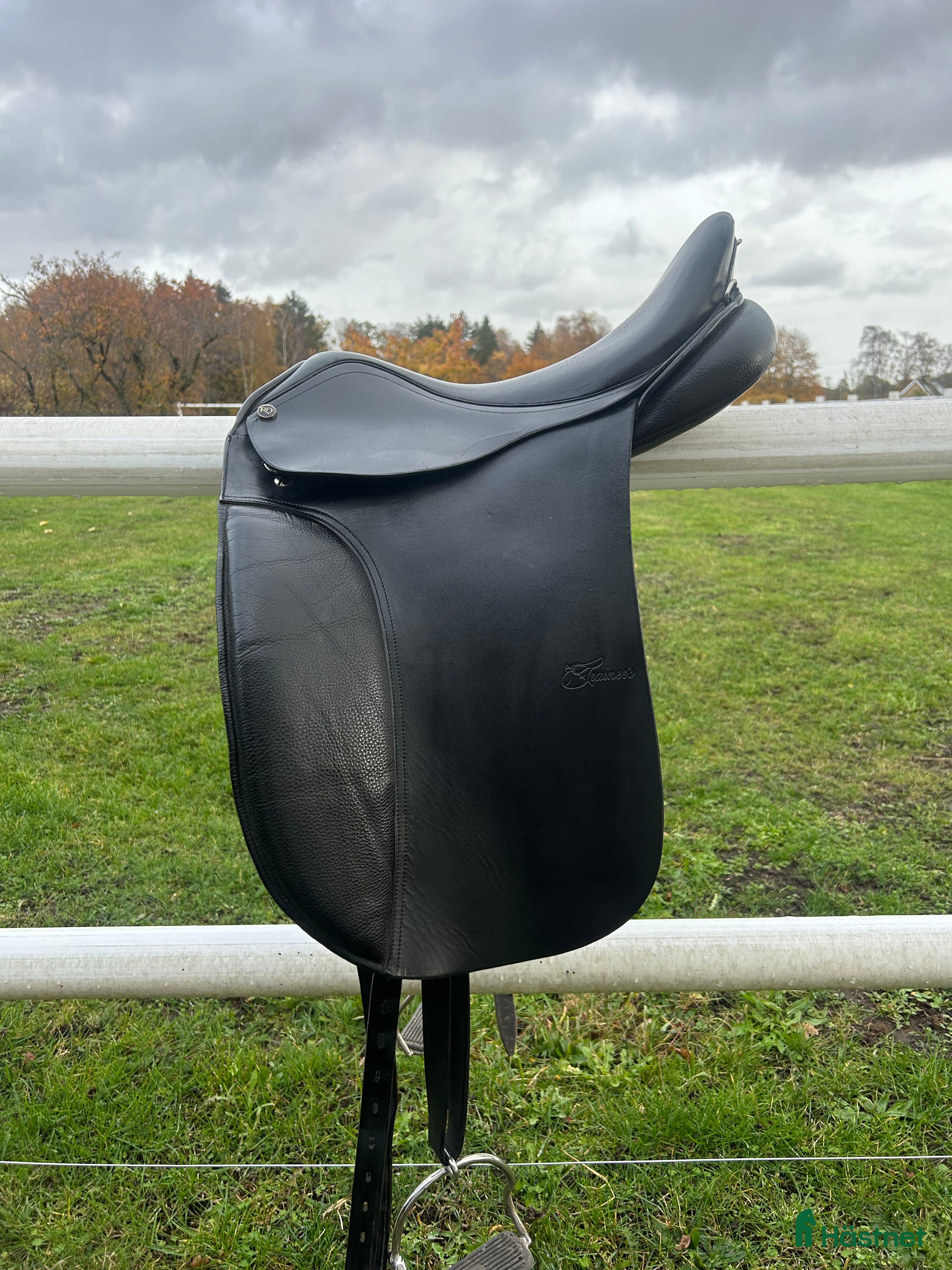 Sadlar hästutrustning till salu: Trainer’s Dressyr/islands sadel  i Kristianstad - Annons 4