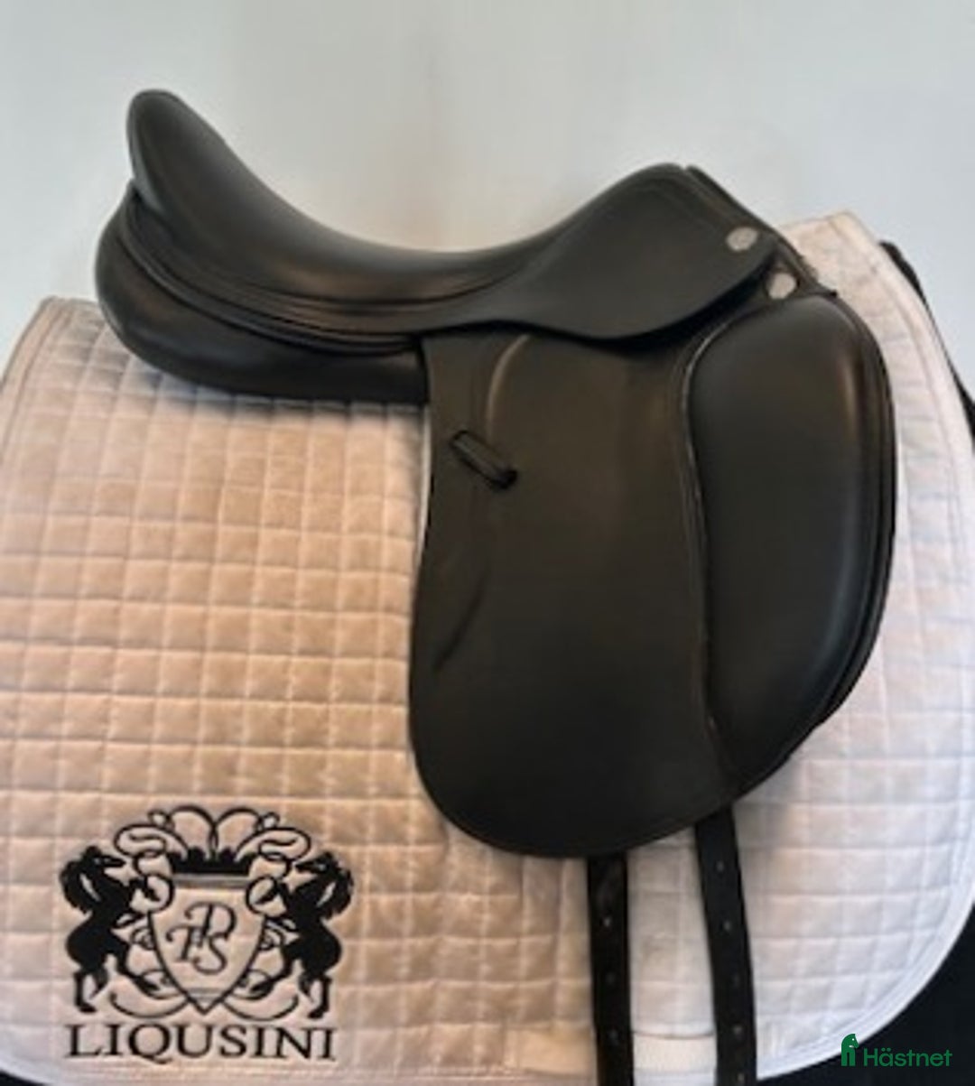 Sadlar hästutrustning till salu: Dressyrsadel Prestige Inspire 16" i Uppsala - Annons 1