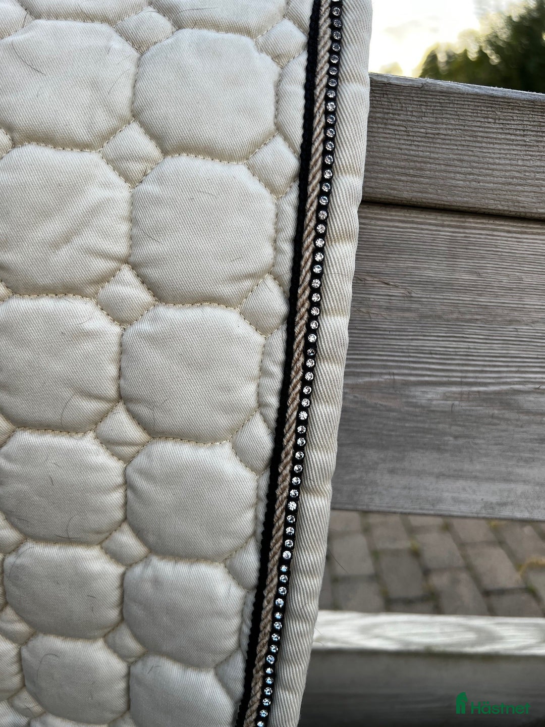 Schabrak & Vojlockar hästutrustning till salu: Fina Equiline dressyrschabrak och huvor  i Kungsbacka - Annons 8