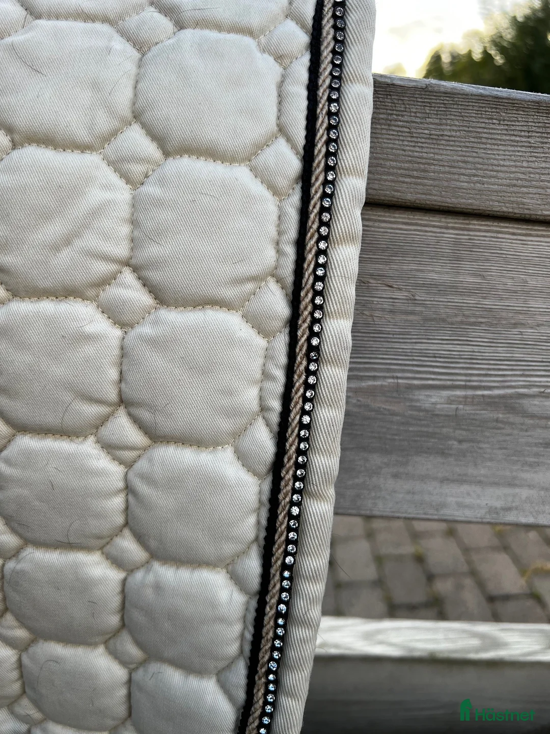 Schabrak & Vojlockar hästutrustning till salu: Fina Equiline dressyrschabrak och huvor  i Kungsbacka - Annons 8