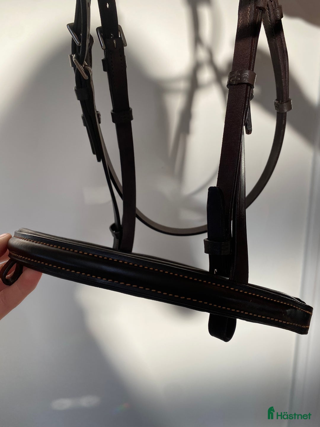 Träns hästutrustning till salu: Stübben träns nytt magnetpannband swarowski  i Torslanda - Annons 4