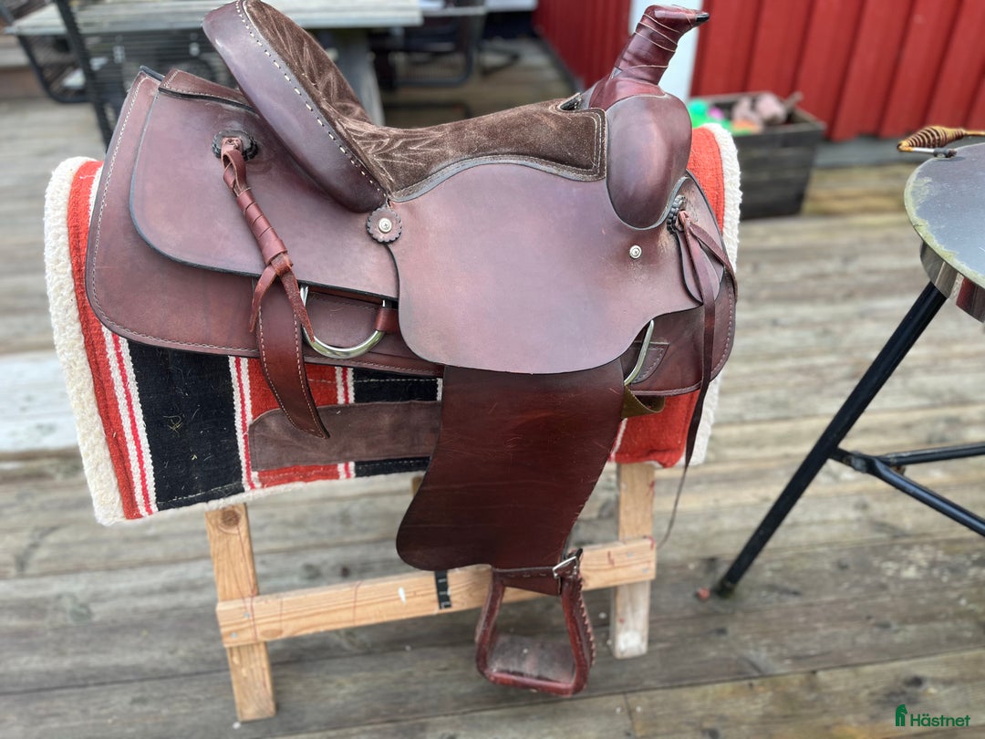 Sadlar hästutrustning till salu: Wester  sadeln  i Älmhult - Annons 5