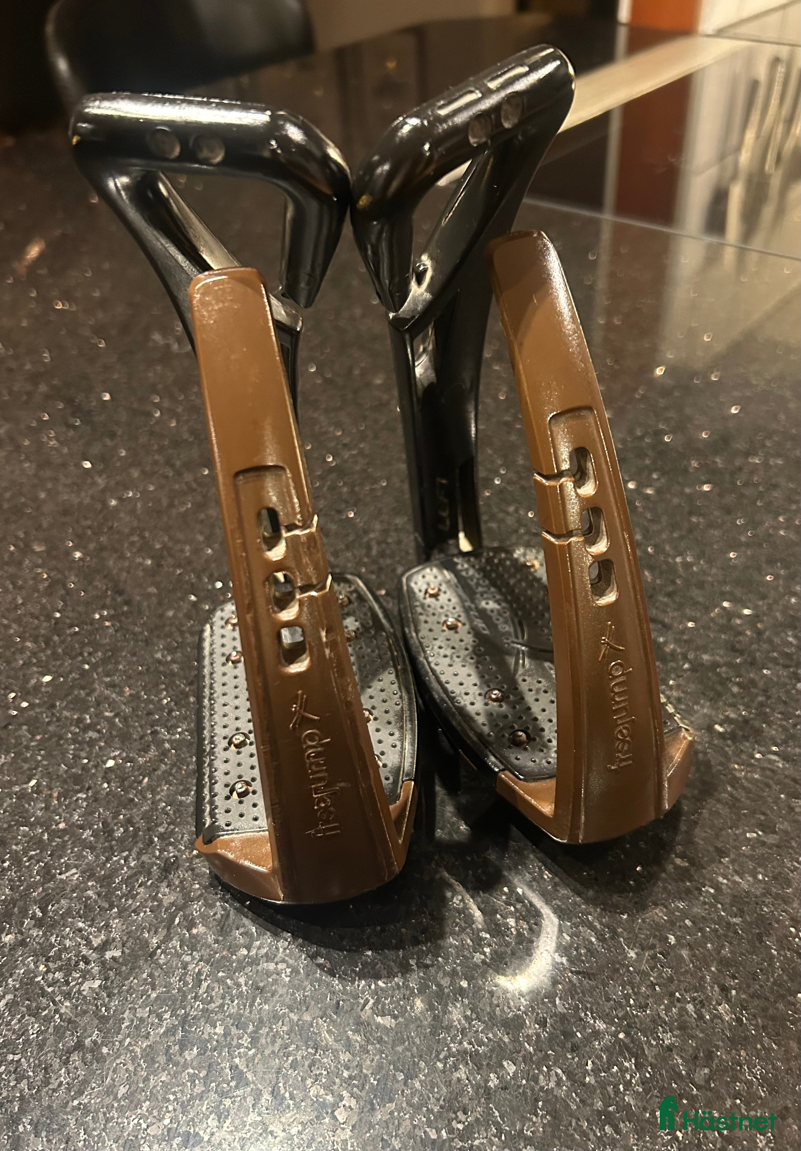 Stigbyglar hästutrustning Freejump Soft Up - Annons 1