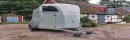 Hästtransporter  fordon & transport till salu: Böckmann Comfort 2012 - lastvikt 1084 kg i Löberöd - Annons 1