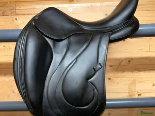 Sadlar hästutrustning Prissänkt! Superfin Antares Cadence i Strängnäs - Annons 4