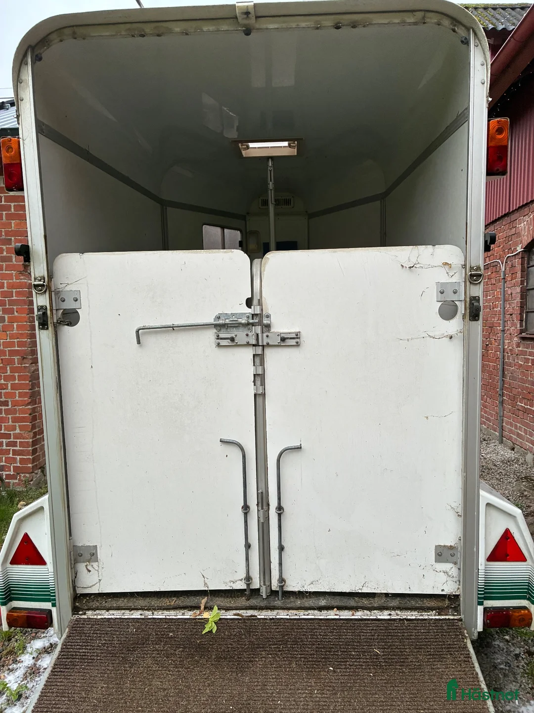 Hästtransporter  fordon & transport till salu: Aluminiumsläp - Annons 1