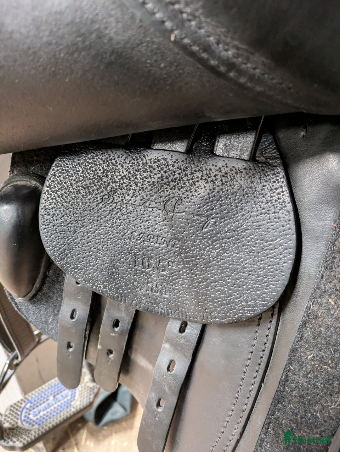 Sadlar hästutrustning till salu: Santa Cruz Sabine 16,5 i Åkersberga - Annons 3