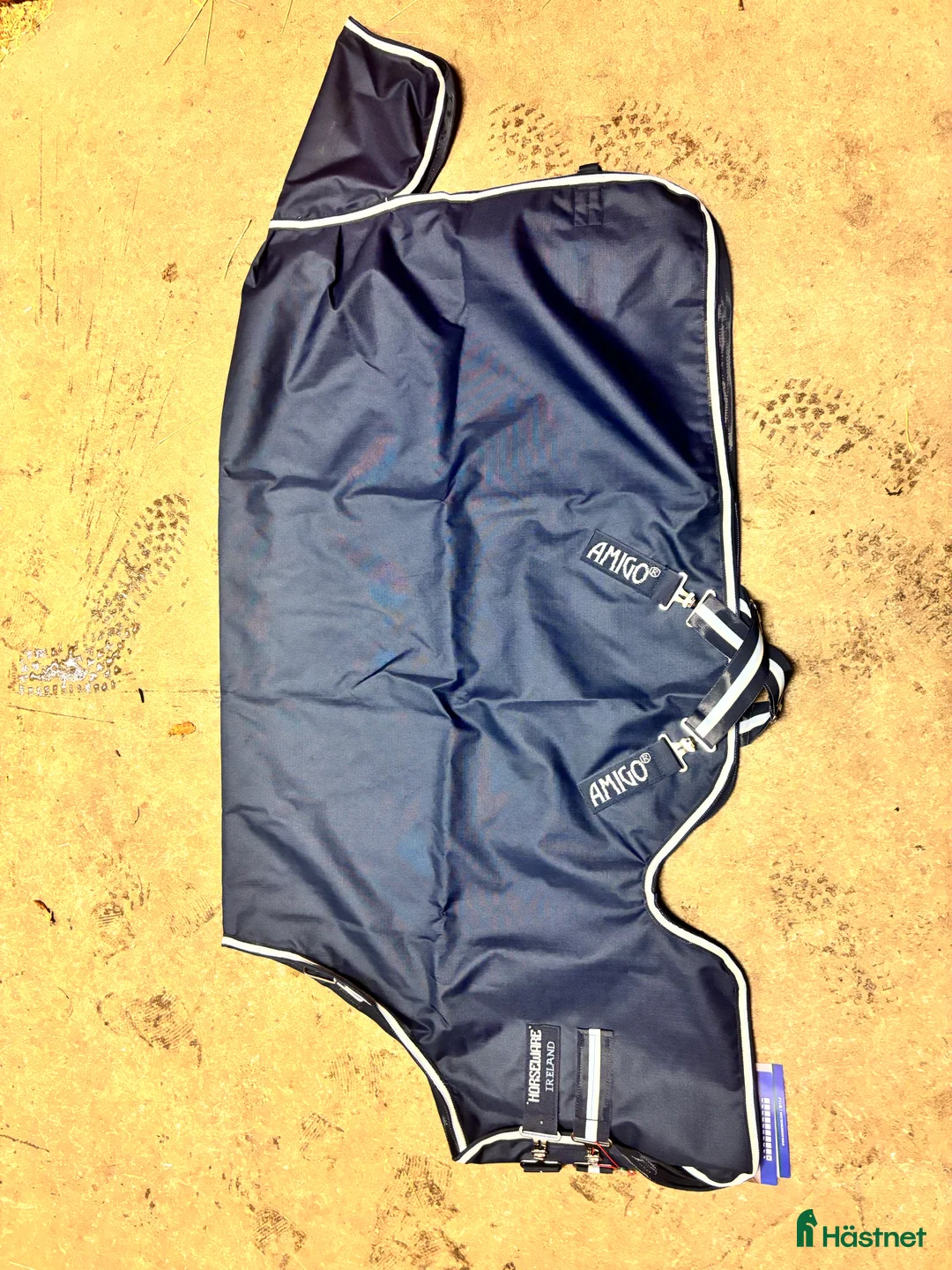 Täcken hästutrustning till salu: Amigo regntäcke i Kalmar - Annons 2