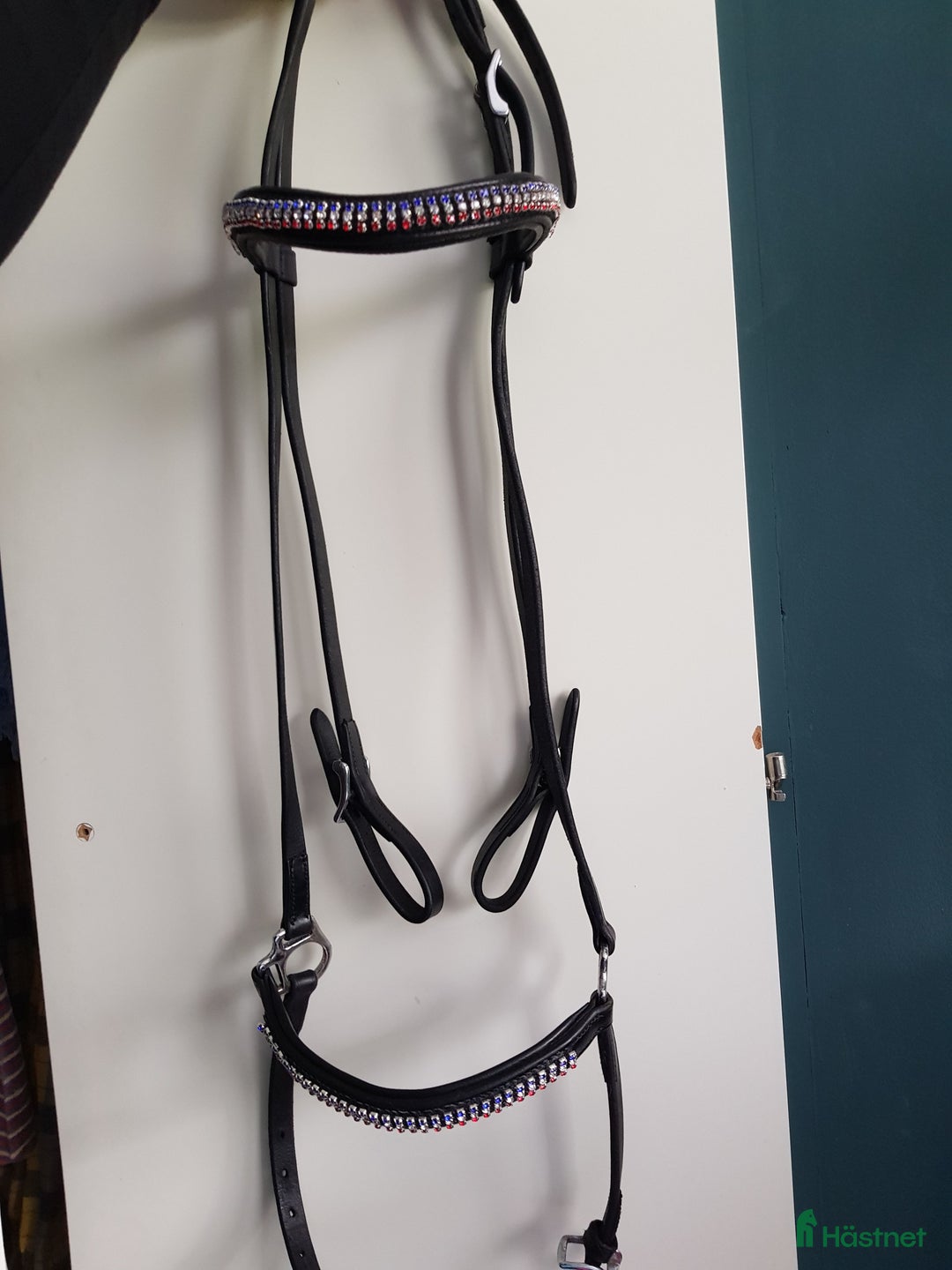 Islandshästutrustning övrig utrustning till salu: Svart remontträns med tyglar *islandsfärger* i Timrå - Annons 1