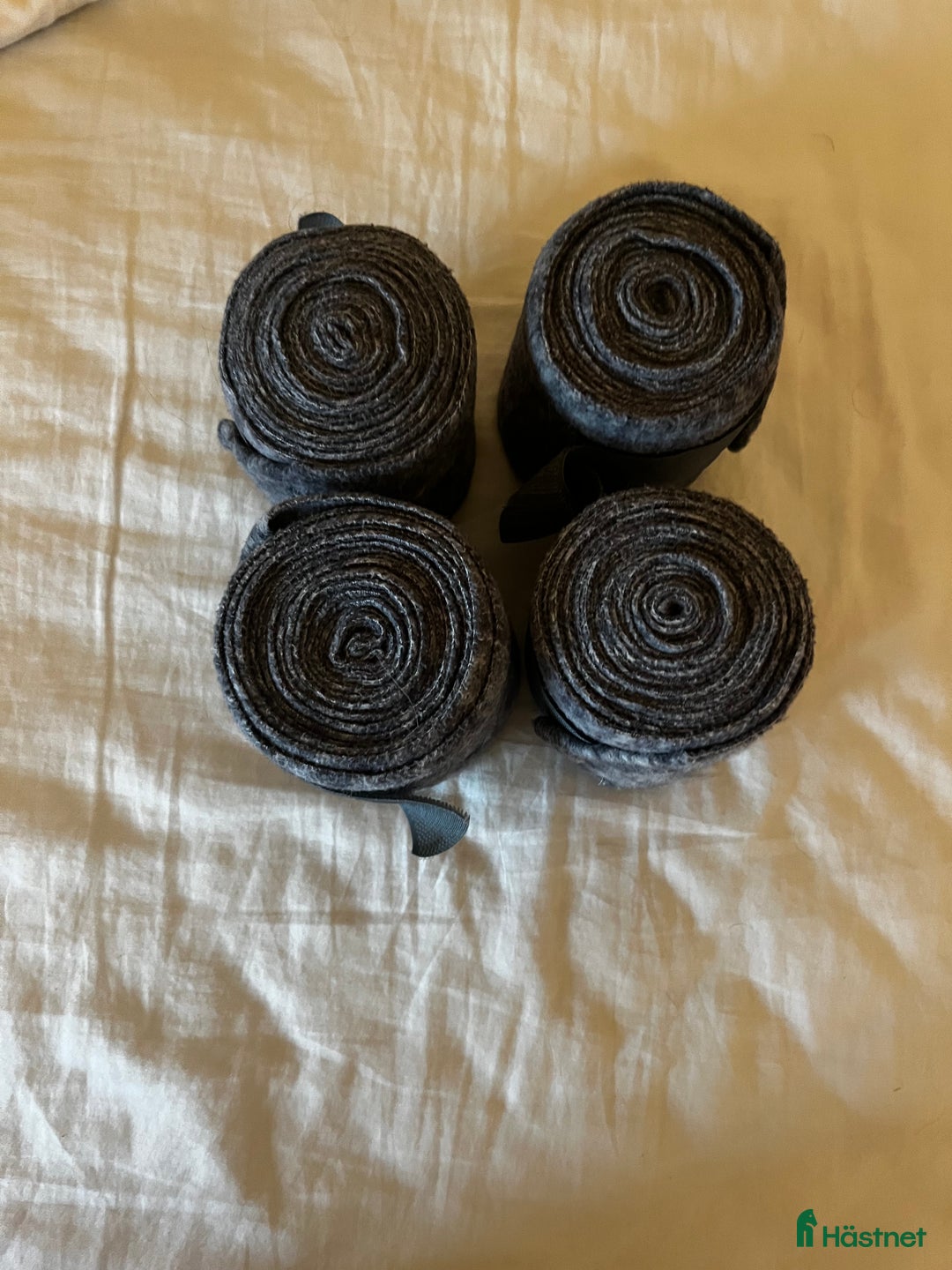 Benskydd hästutrustning till salu: Olika sett, benlindor + huva  i Rönninge - Annons 12