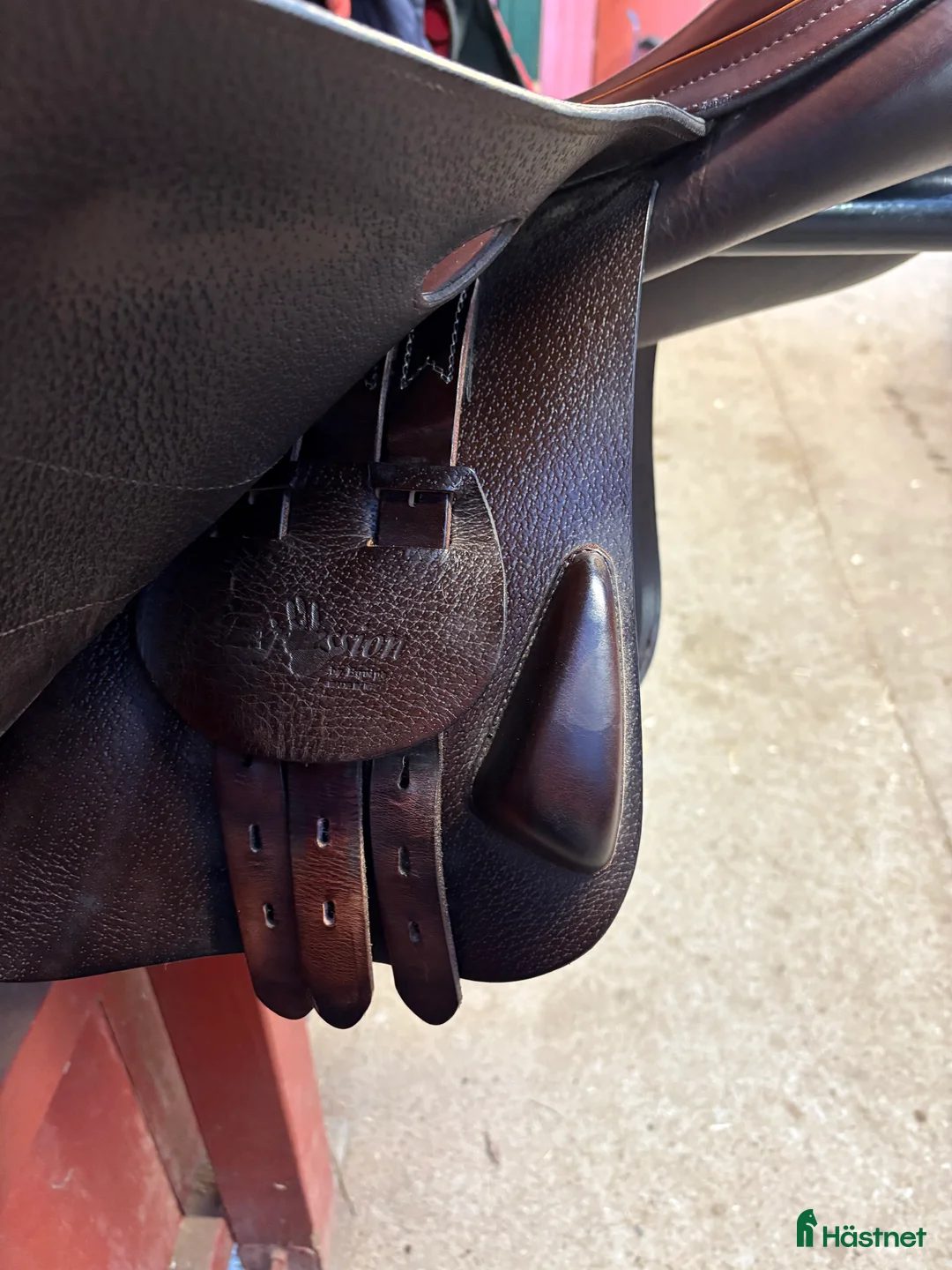 Sadlar hästutrustning till salu: Fin equipe expression special i Bjärred - Annons 3