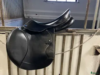 Sadlar hästutrustning Lippo allegria hoppsadel i Kållekärr - Annons 13