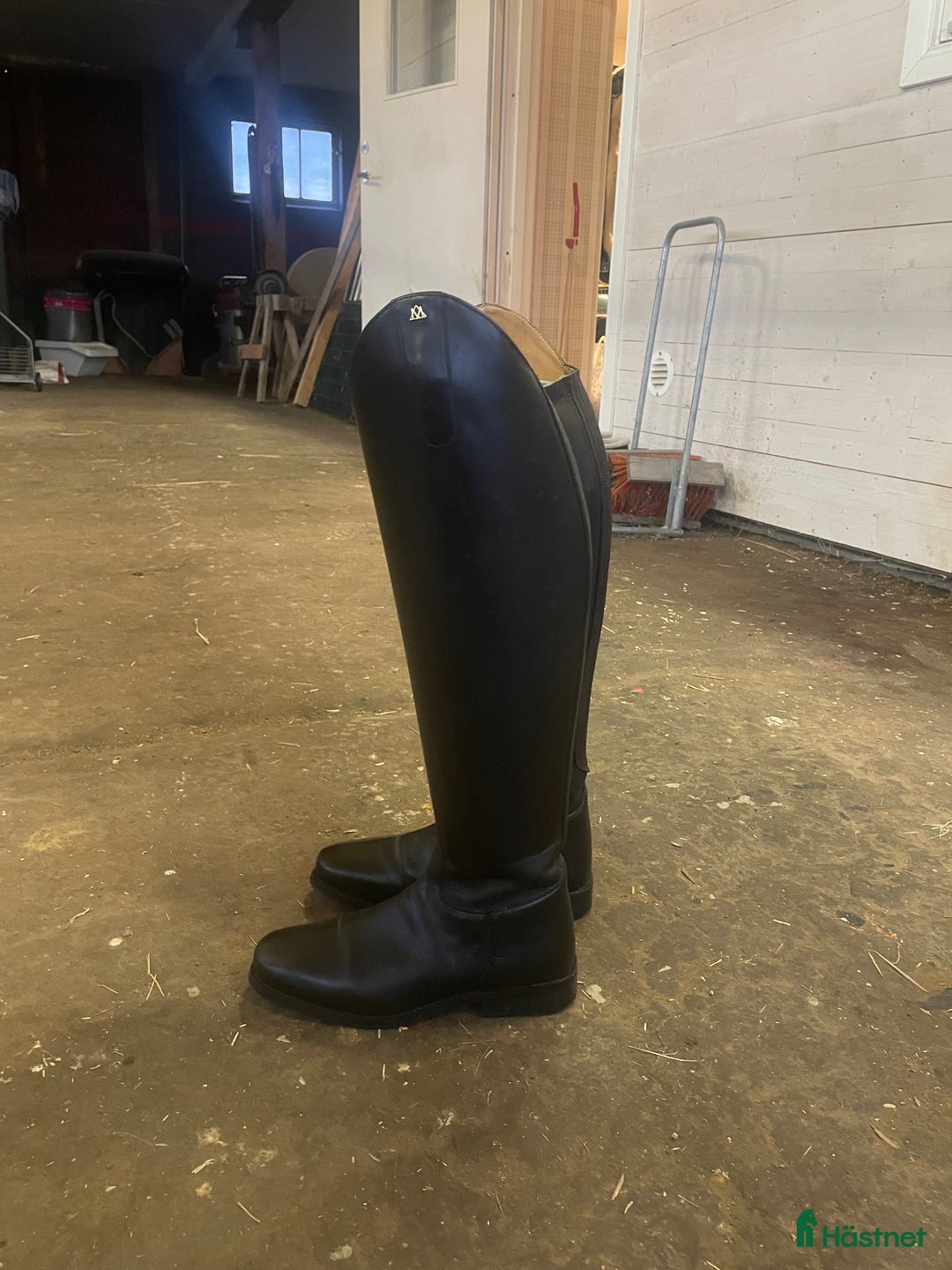 Ridstövlar ryttarutrustning till salu: Mountain Horse SERENADE - Annons 1