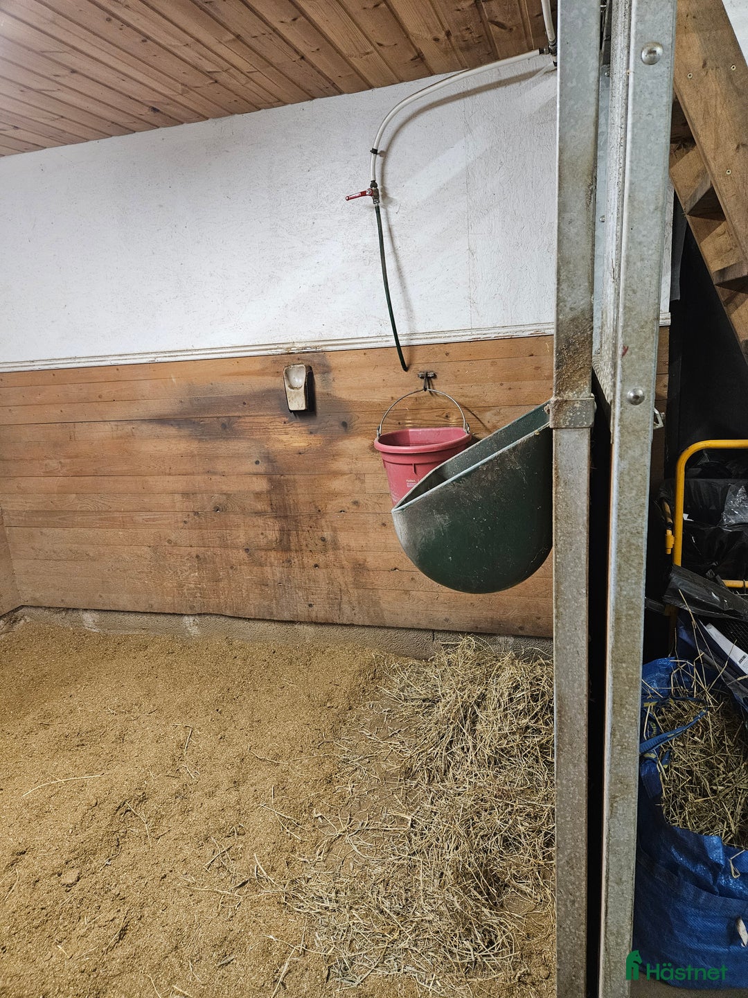  stallplats finnes: Box uthyres.  i Södertälje - Annons 2