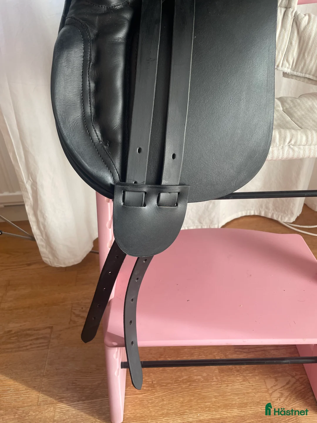 Sadlar hästutrustning till salu: Sadel av okänt märke - Annons 2