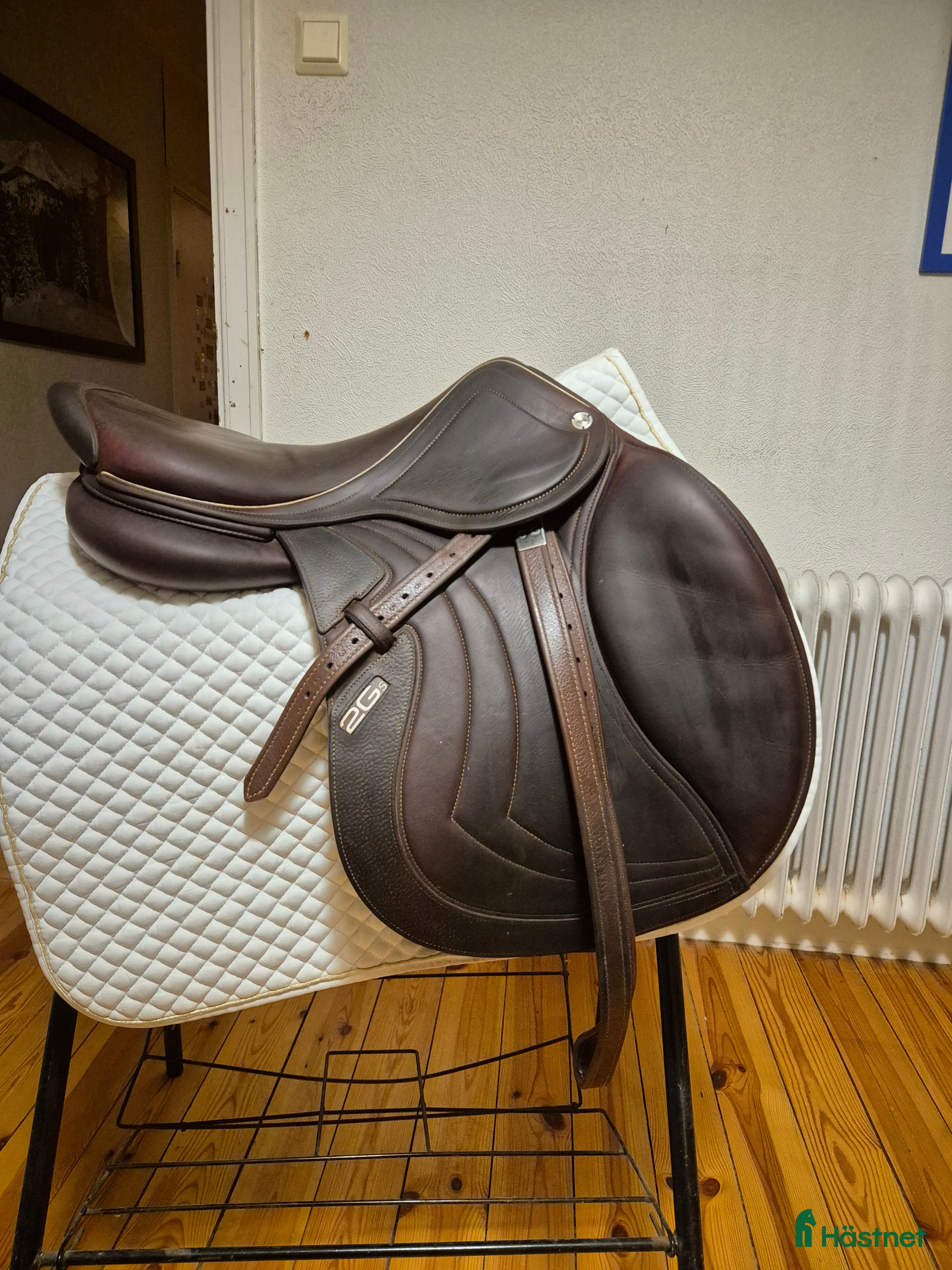 Sadlar hästutrustning CWD Mademoiselle säljes - Annons 20