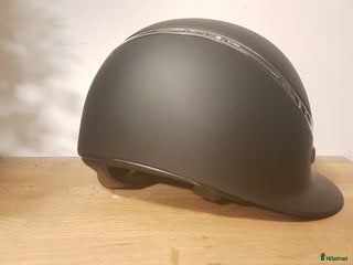 Hjälmar ryttarutrustning till salu: Mips helmet Bärs några gånger i Alingsås - Annons 1