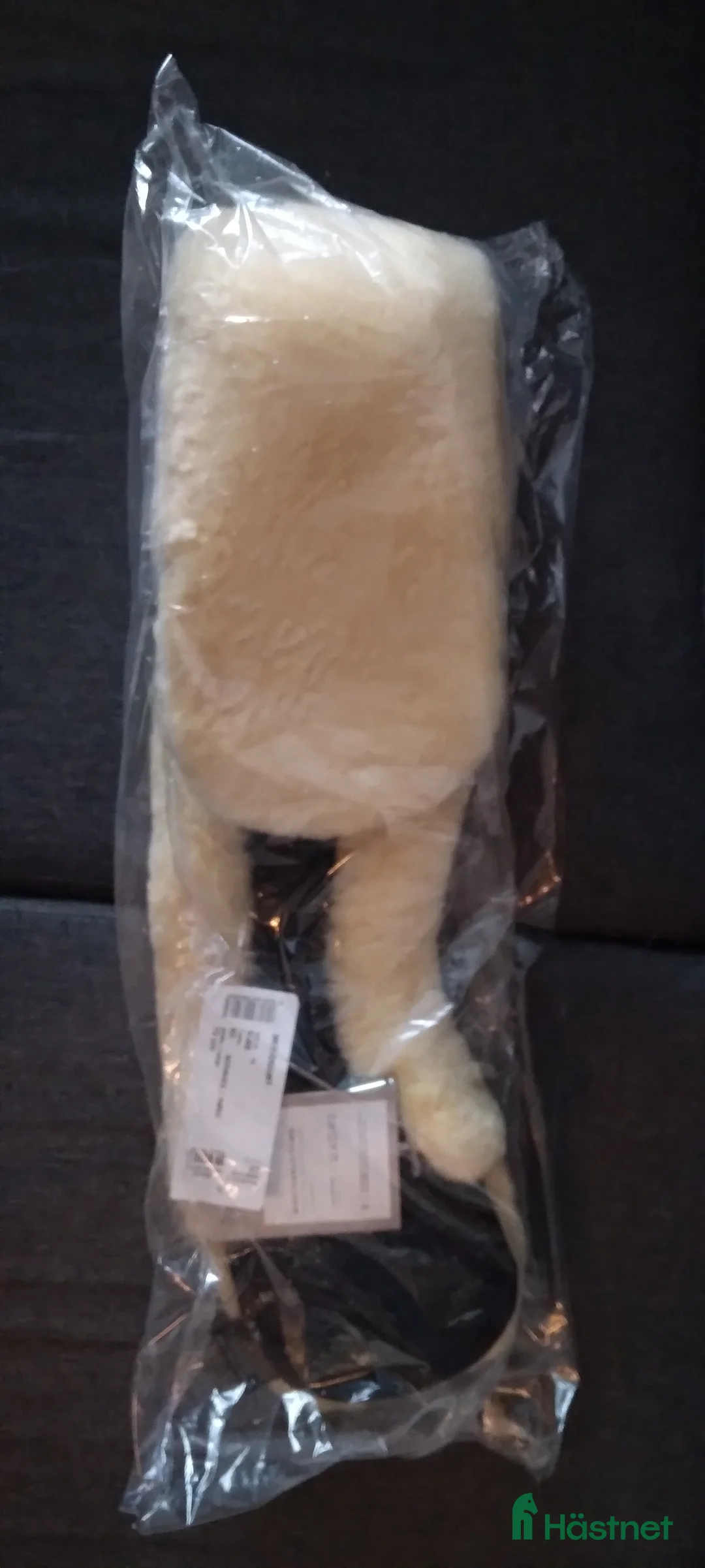 Sadeltillbehör hästutrustning till salu: Helt ny Christ Mond dressyrgjord i Norrtälje - Annons 2