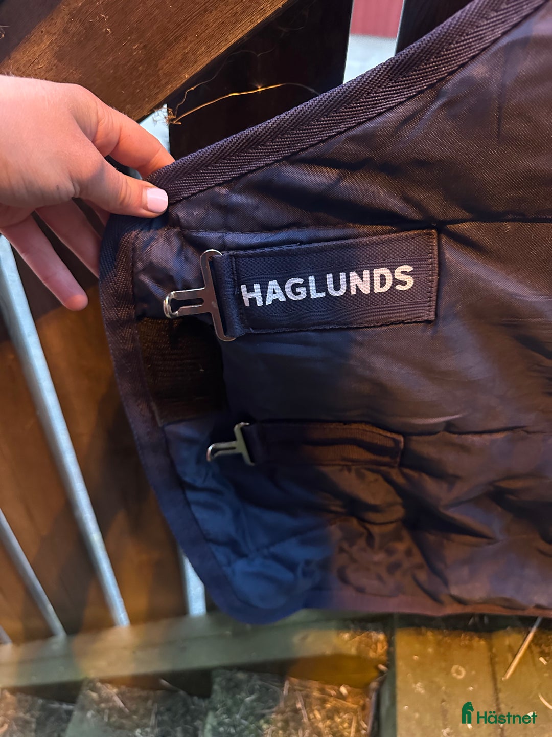 Täcken hästutrustning till salu: 100g innetäcke! i Forserum - Annons 1