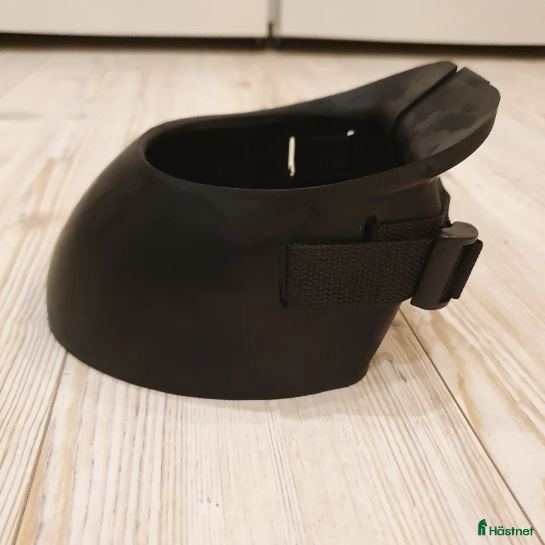 Benskydd hästutrustning till salu: Skyddsko häst Storlek L - Annons 1