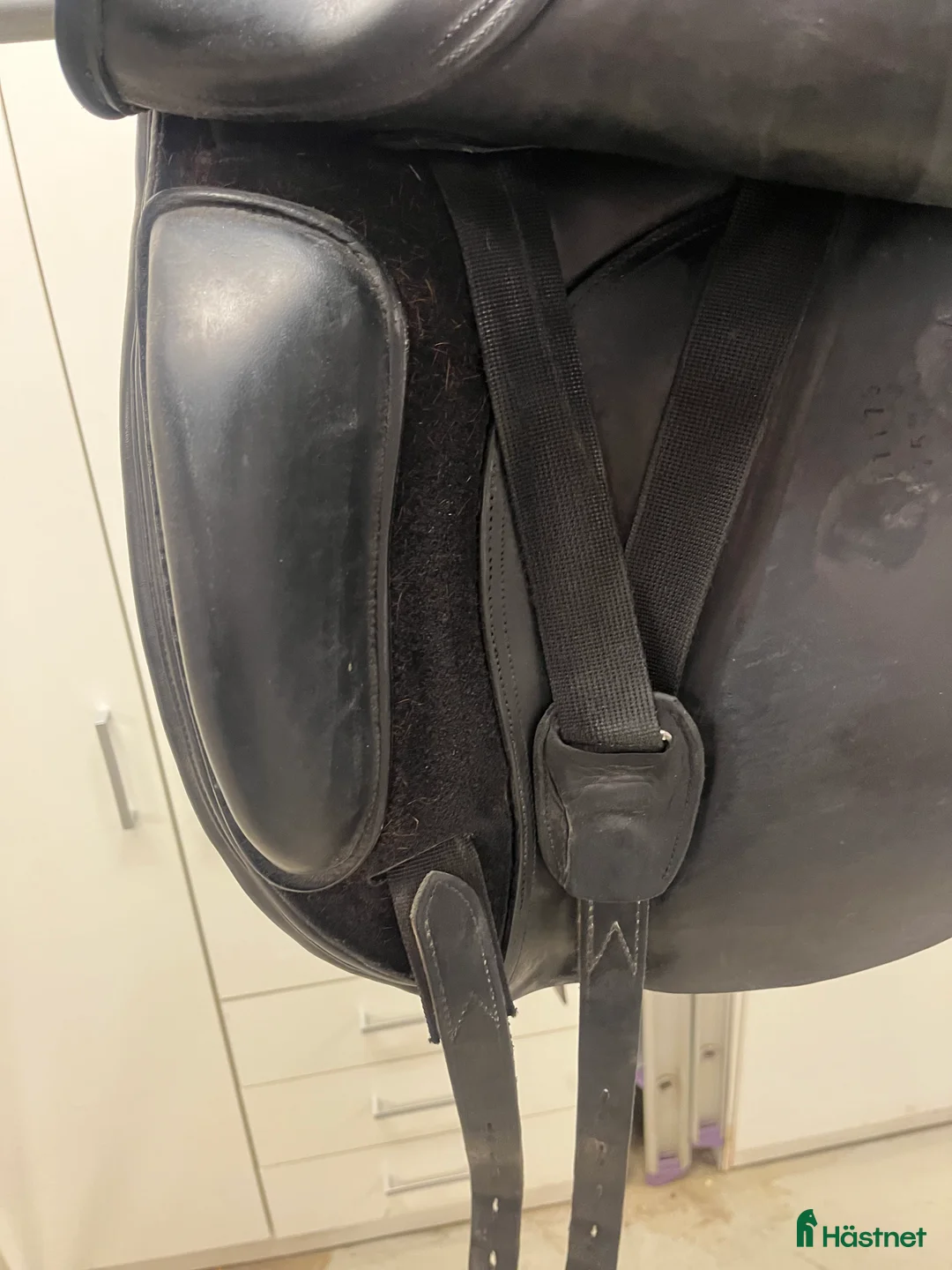 Sadlar hästutrustning till salu: Lippo Azzario dressyrsadel i Hofors - Annons 3
