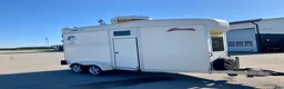 Hästtransporter  fordon & transport till salu: Momsat Umesläp - Annons 3