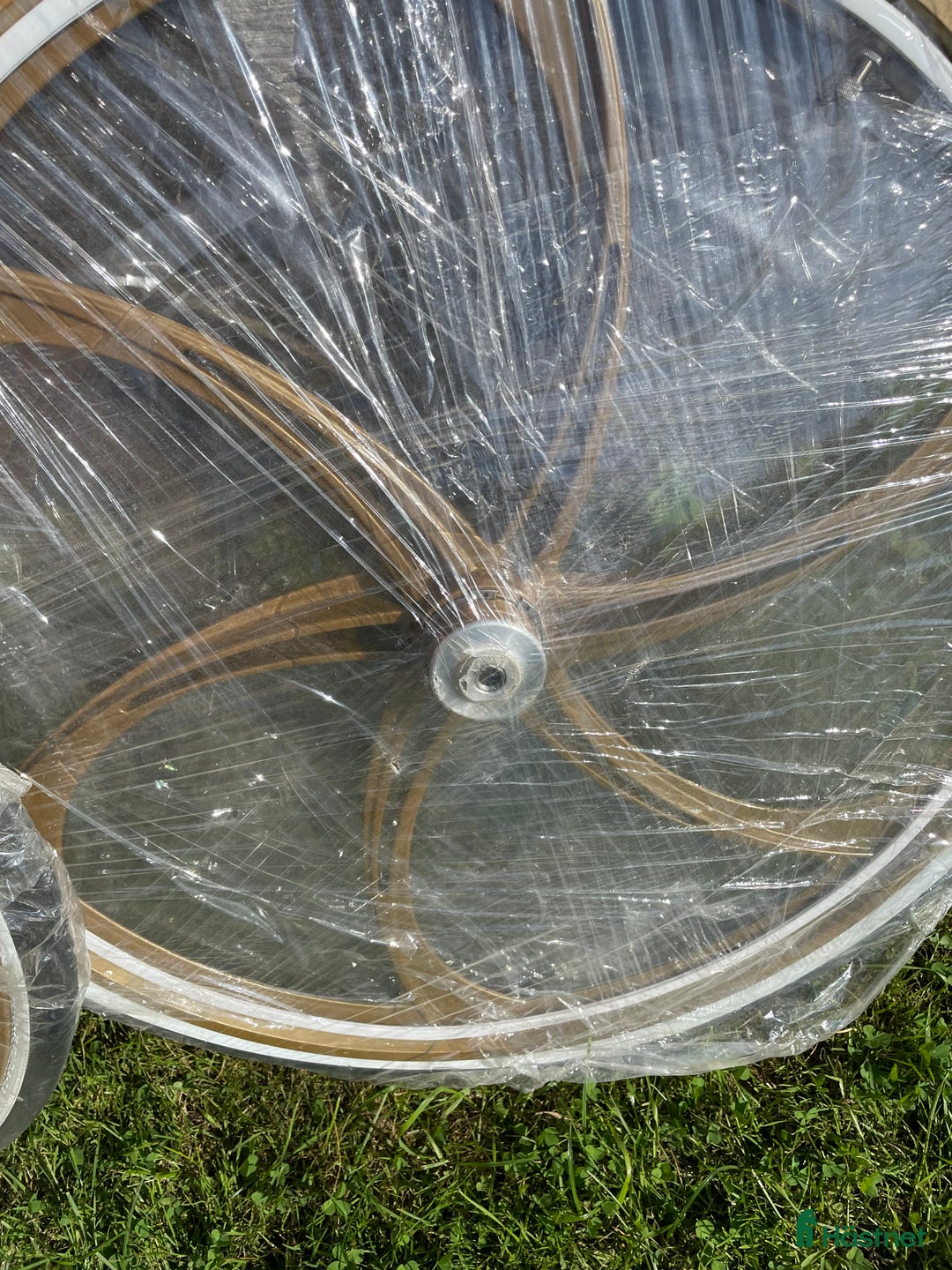 Travsulkys trav till salu: Nya 28” Lotus Golden Racing Wheels i Täby - Annons 3