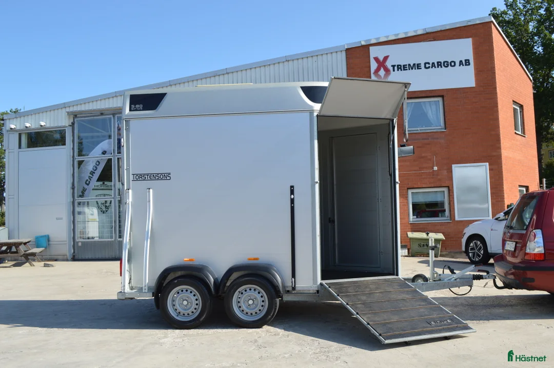 Hästtransporter  fordon & transport till salu: Sirius S80 2022 i Kvicksund - Annons 4