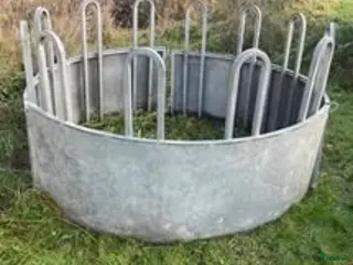 Stallinredning, stängsel & gård övrig utrustning till salu: Foderbord i Stockholm - Annons 21