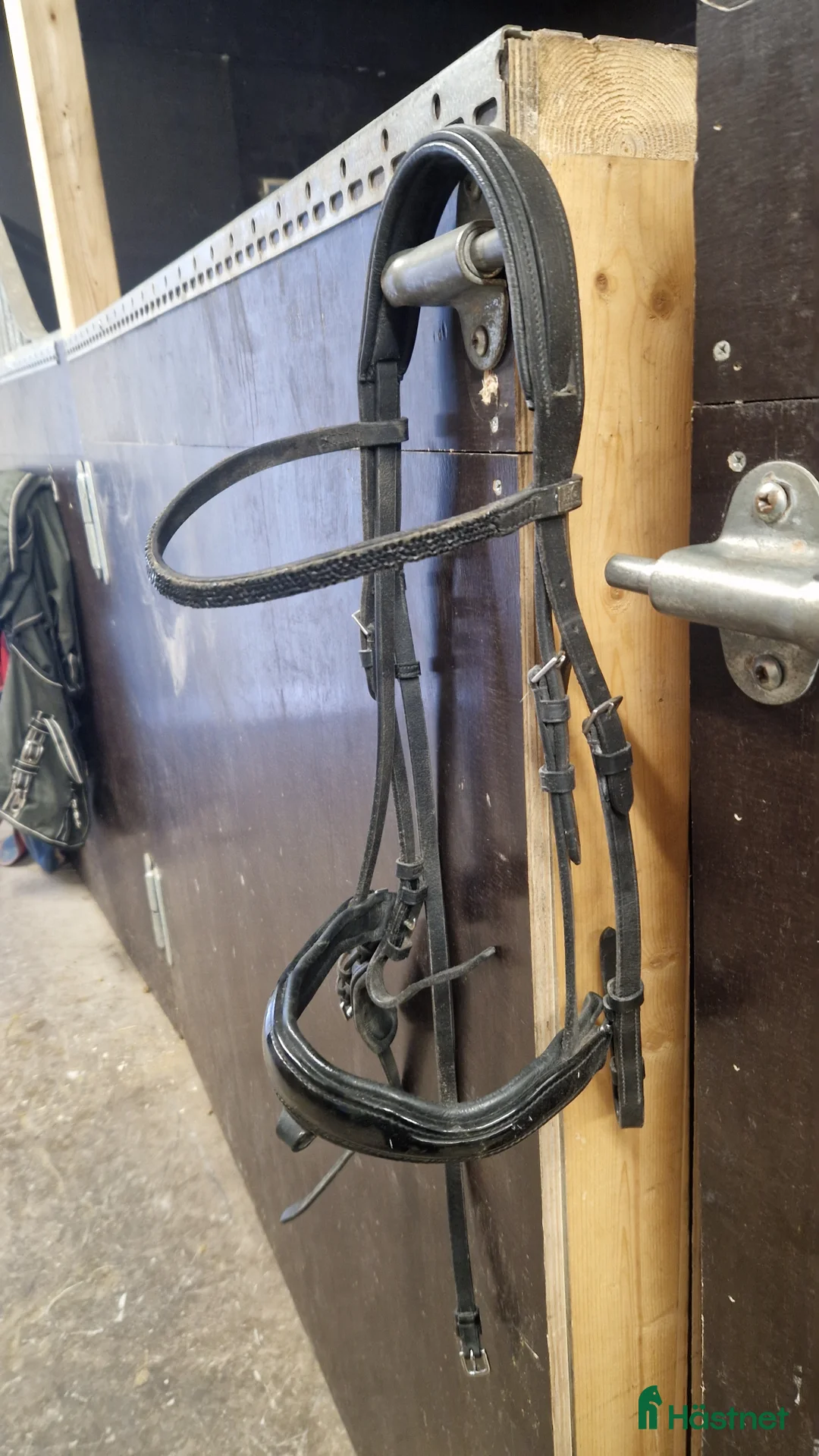 Träns hästutrustning till salu: Dressyrträns - Annons 1