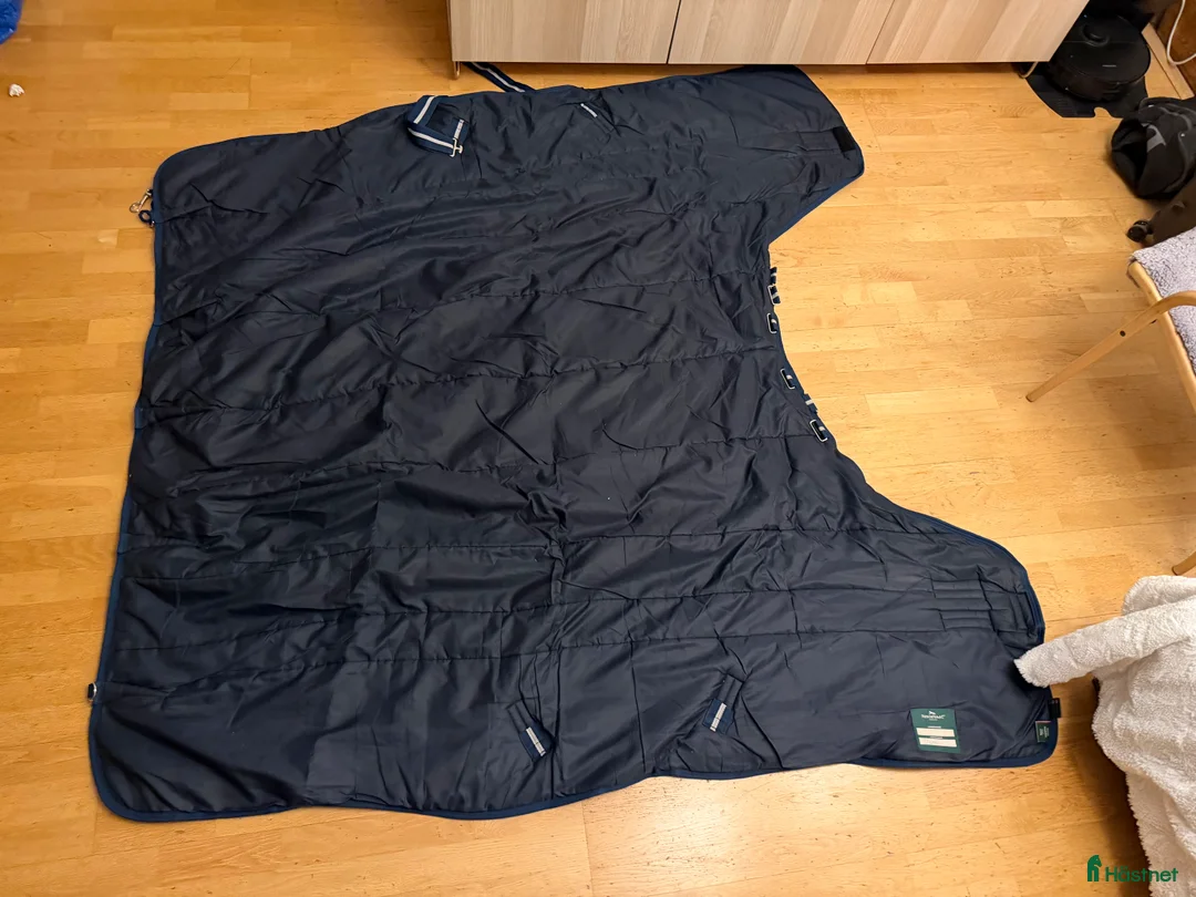 Täcken hästutrustning till salu: Horseware Amigo insulator 350g i Stockholm - Annons 3