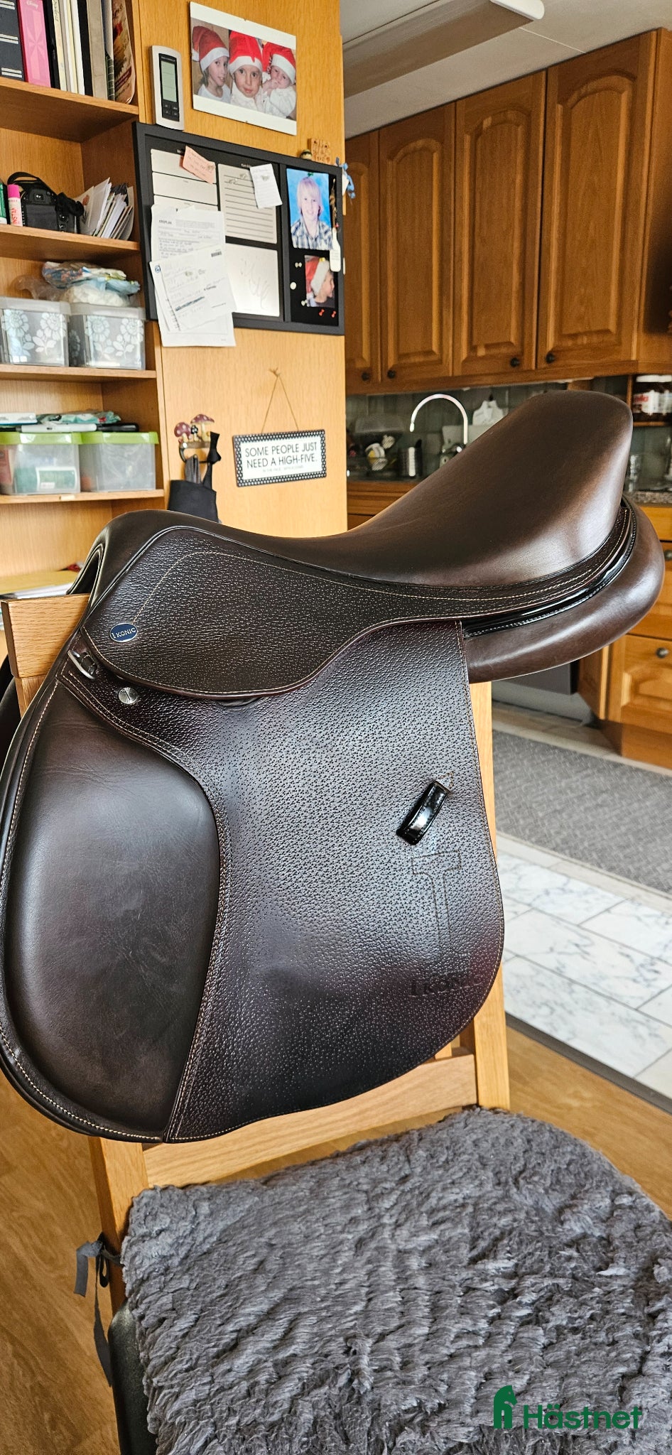 Sadlar hästutrustning till salu: Iconic Evolution jump - Annons 3