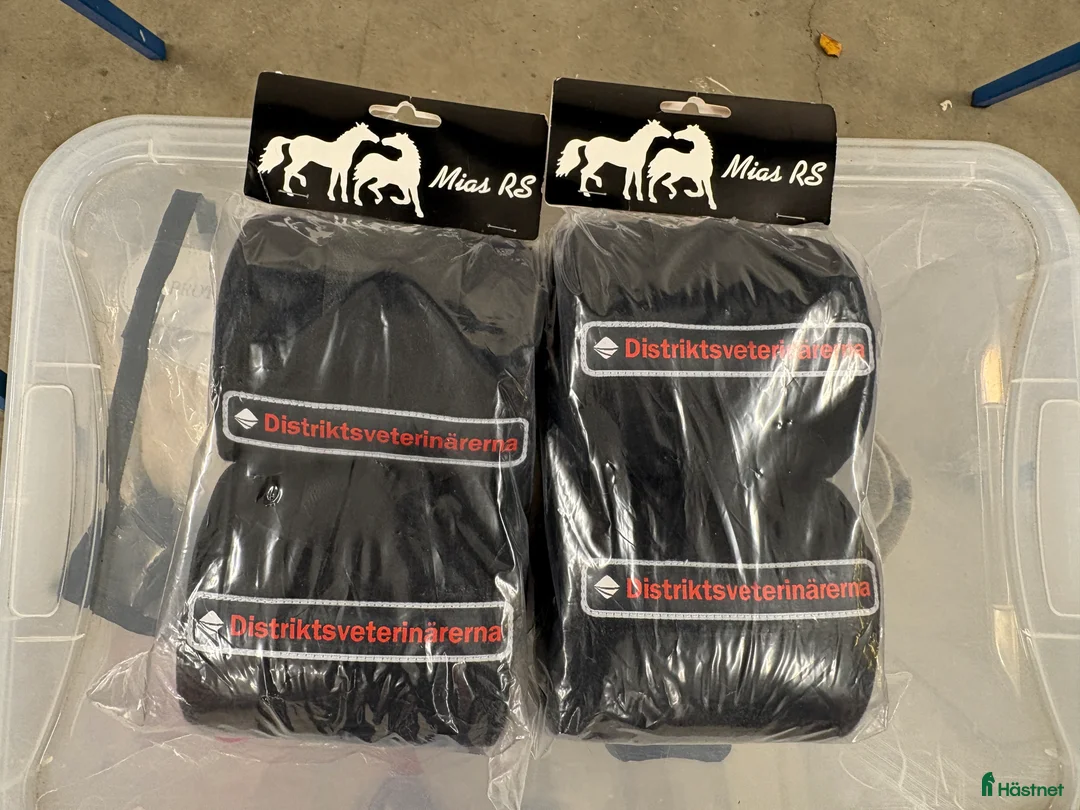 Benskydd hästutrustning till salu: Benlindor, märkeslösa + Mias i Täby - Annons 2