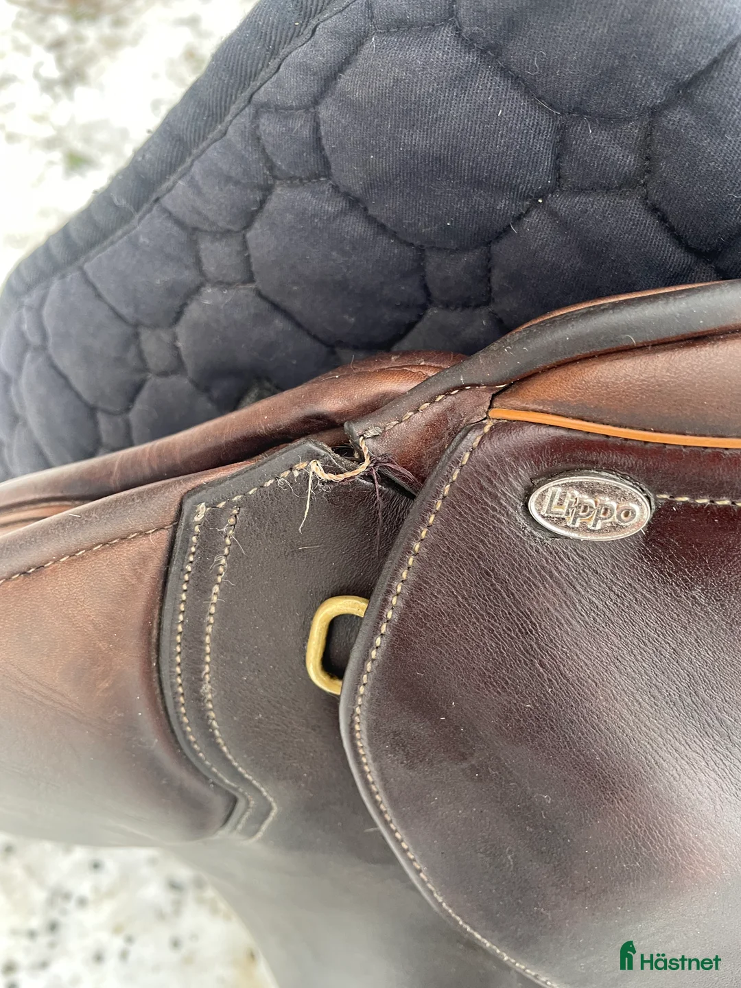 Sadlar hästutrustning till salu: Brun Lippo Marcello-17” i Västerås - Annons 4