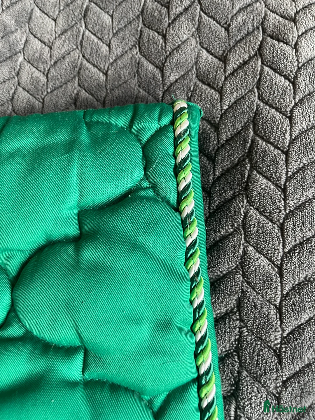 Övrig Hästutrustning hästutrustning till salu: Snyggt grönt schabrak - Annons 3