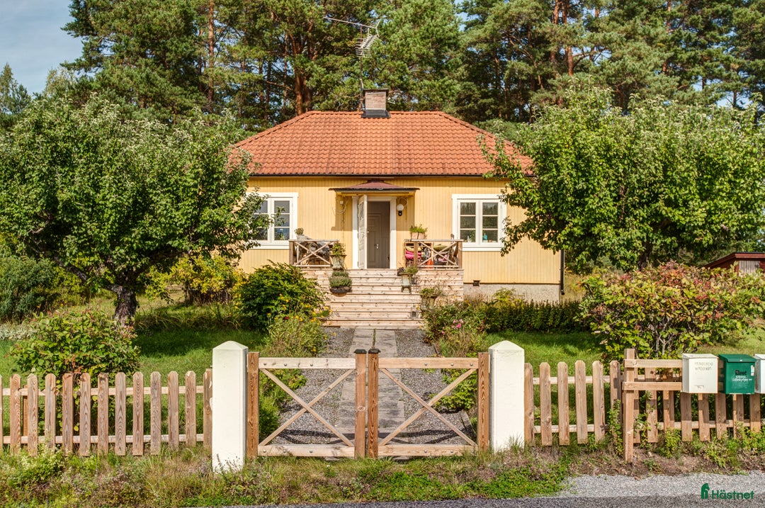  hästgårdar till salu: Charmigt stall i lantlig idyll, vackert renoverat! i Edsbro - Annons 35