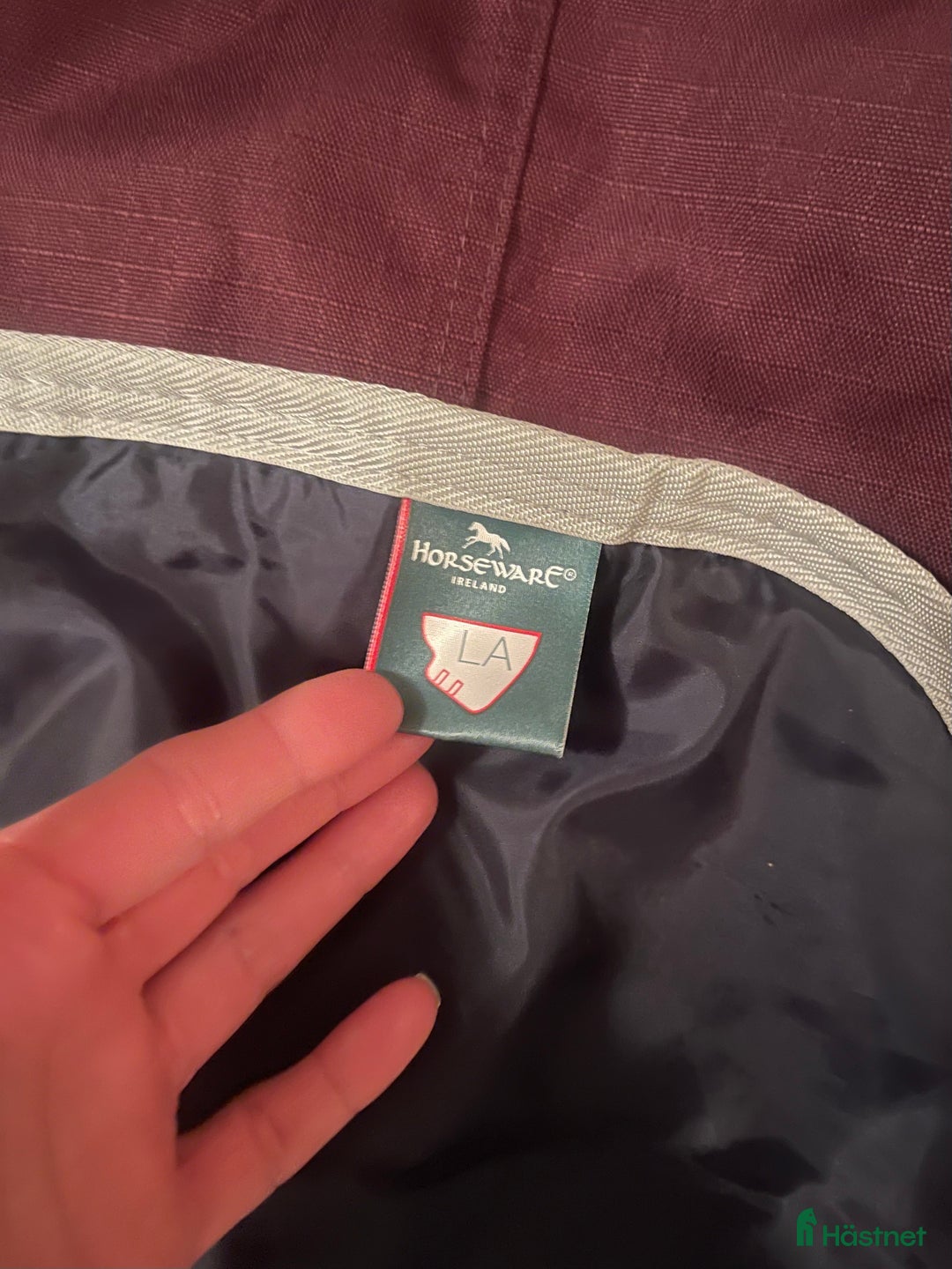 Täcken hästutrustning till salu: Horseware Amigo Utetäcke 200 g, som nytt. i Stockholm - Annons 2