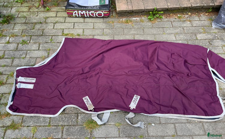 Täcken hästutrustning till salu i Hörby - Annons 5
