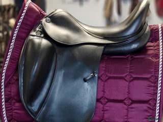 Sadlar hästutrustning till salu: Fin prestige X-Helen II FS KD Fancy 17/34 i Kävlinge - Annons 1