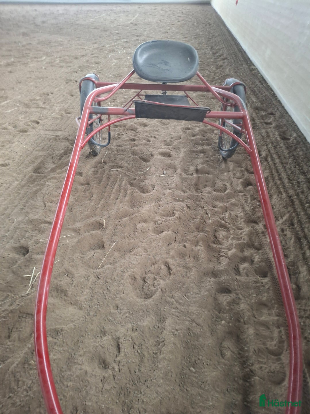 Travvagnar trav till salu: Träningssulky med sele QH i Mjöhult - Annons 2