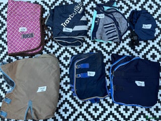 Täcken hästutrustning till salu: Diverse täcken i olika storlekar i Sandviken - Annons 5