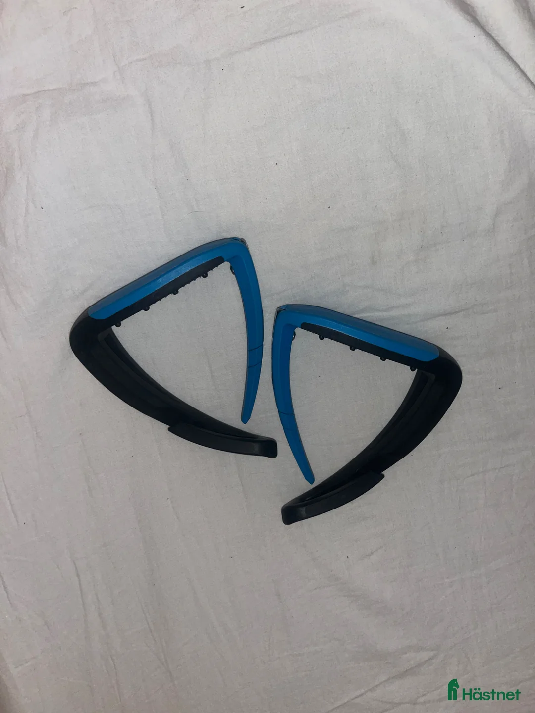 Stigbyglar hästutrustning till salu: Freejump stigbyglar - Annons 1