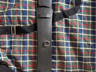 Sadeltillbehör hästutrustning Dressyrgjord 80 cm - Annons 7