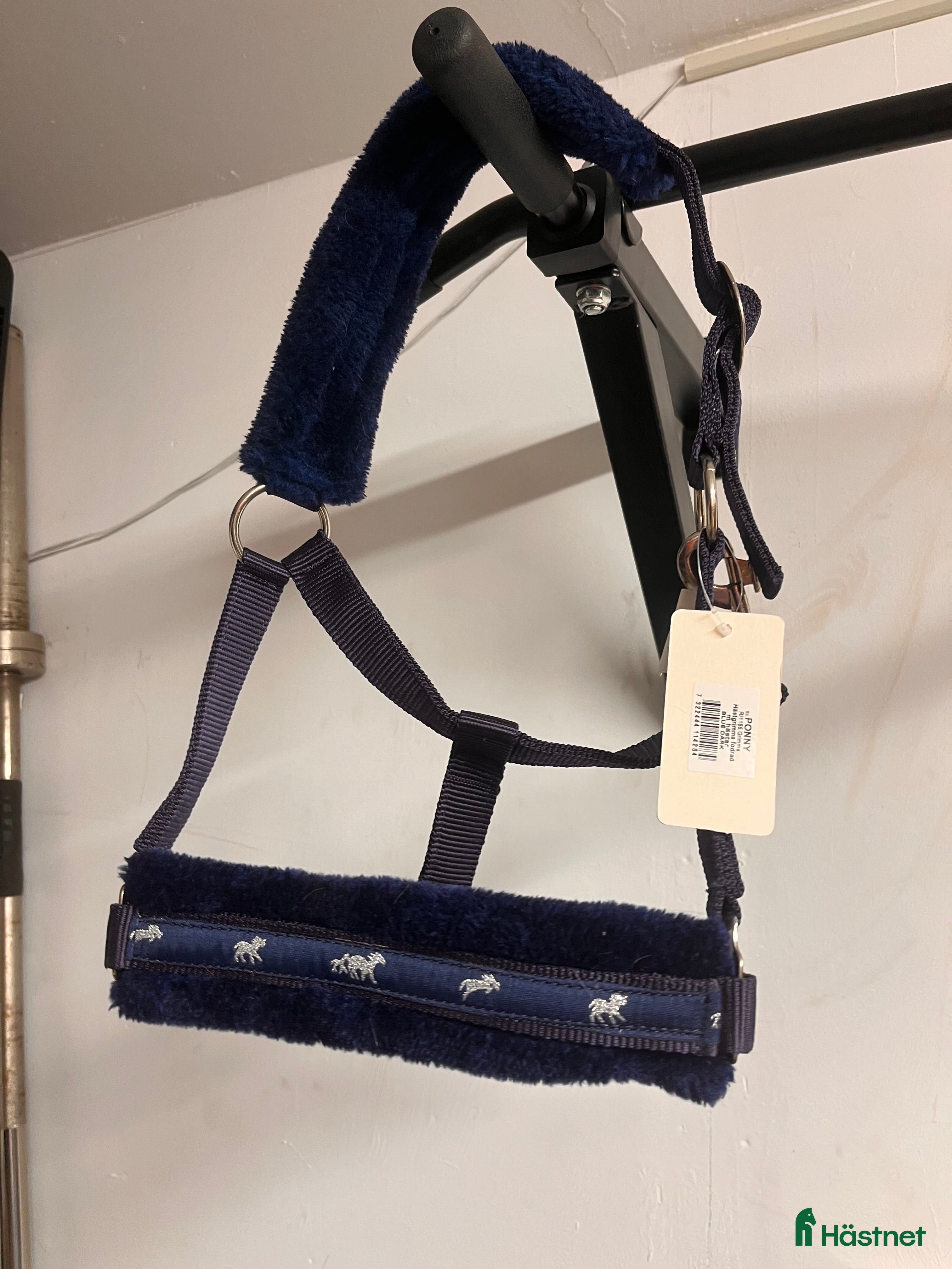 Övrig Hästutrustning hästutrustning till salu: Oanvänd ponny grimma  i Holsbybrunn - Annons 4