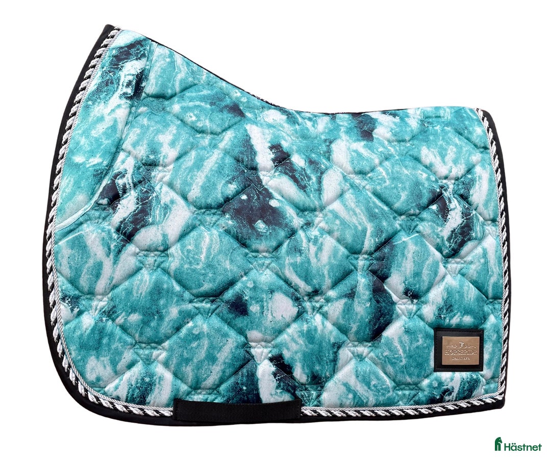 Sadeltillbehör hästutrustning till salu: Nya schabrak i Valbo - Annons 6